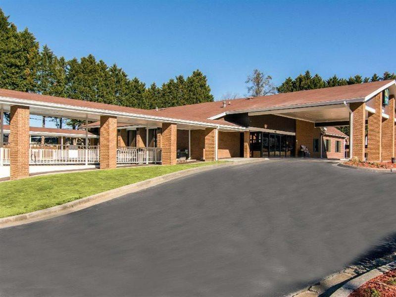 Quality Inn Toccoa Exterior photo